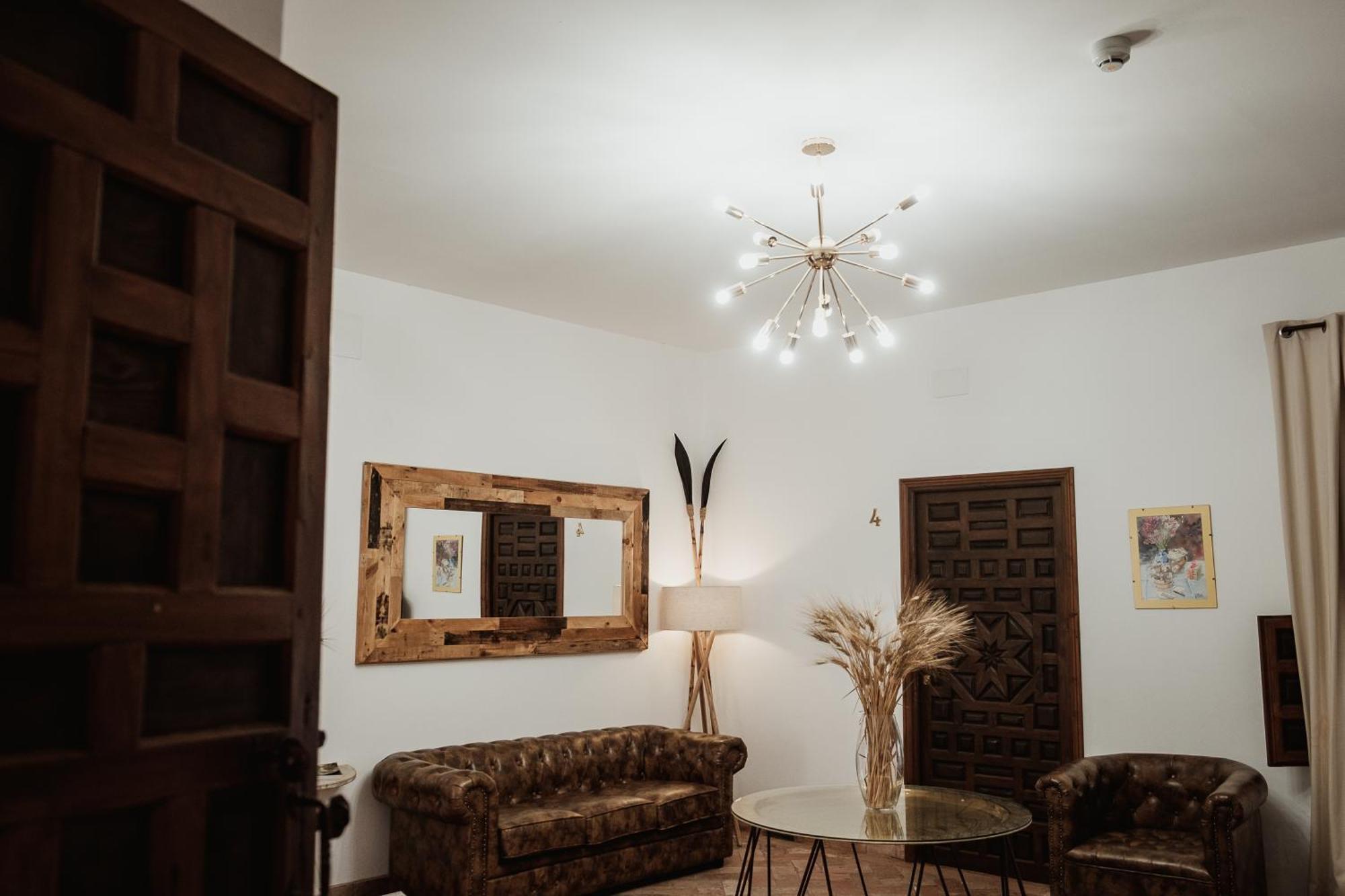 Hostal Cafe Frenteabastos Carmona  Dış mekan fotoğraf