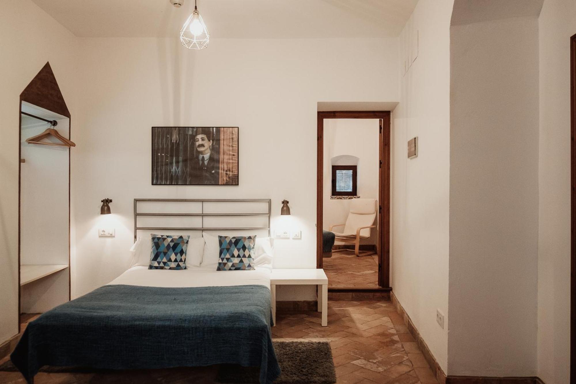 Hostal Cafe Frenteabastos Carmona  Dış mekan fotoğraf