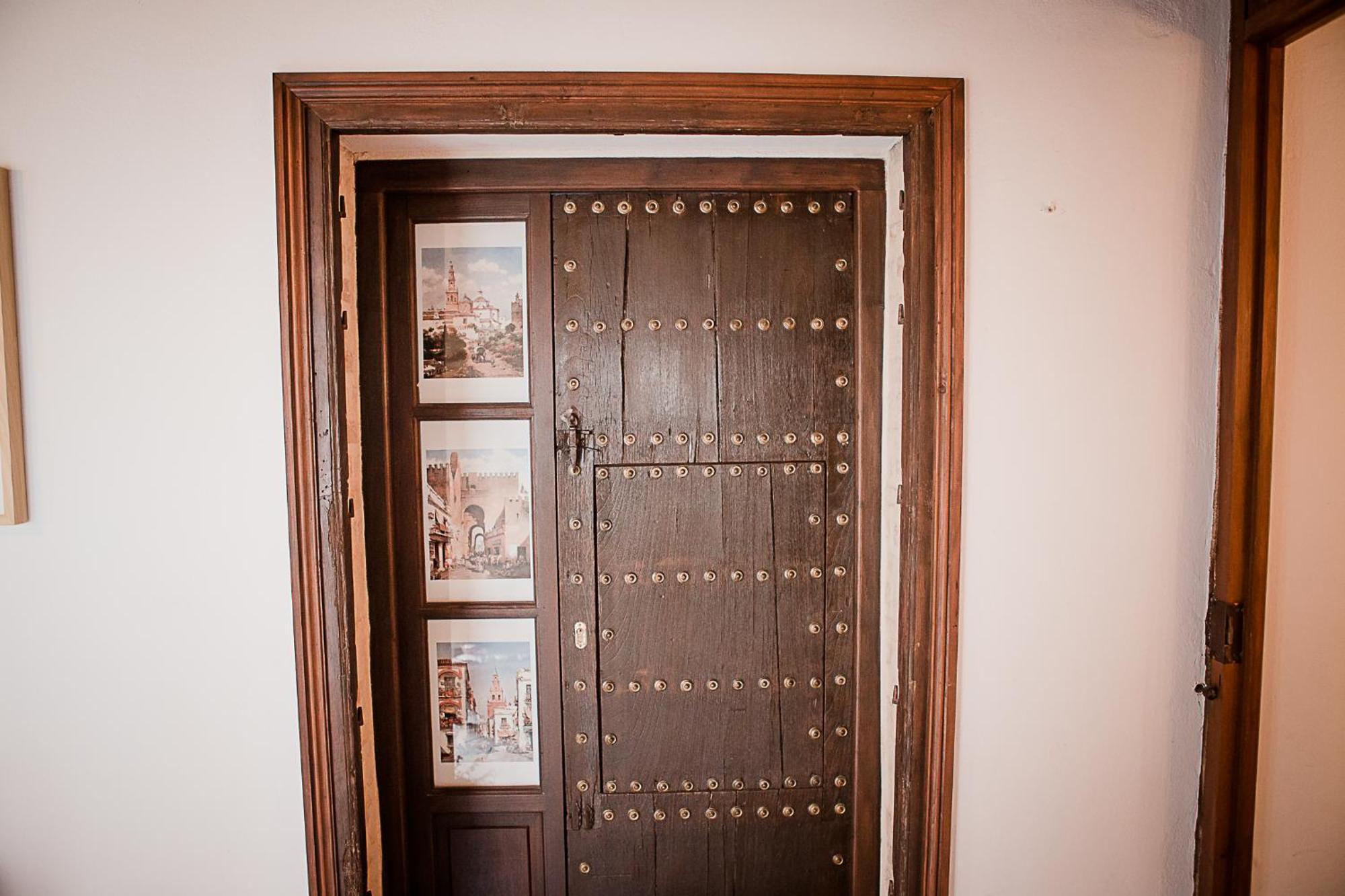 Hostal Cafe Frenteabastos Carmona  Dış mekan fotoğraf