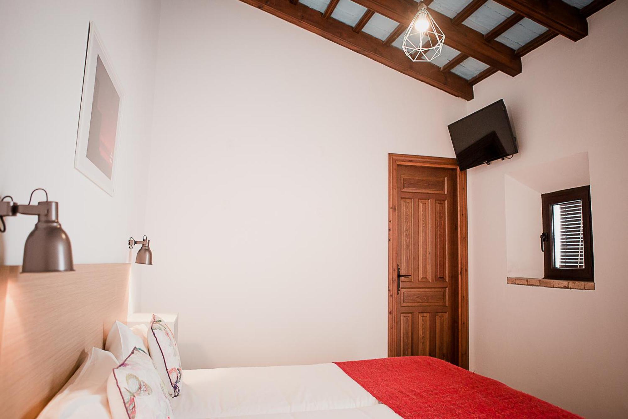 Hostal Cafe Frenteabastos Carmona  Dış mekan fotoğraf